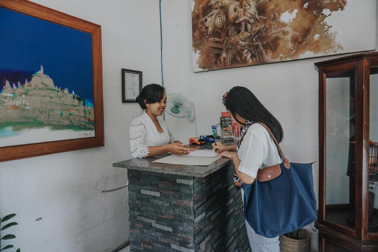 Cempaka Borobudur Guest House Magelang Exterior photo